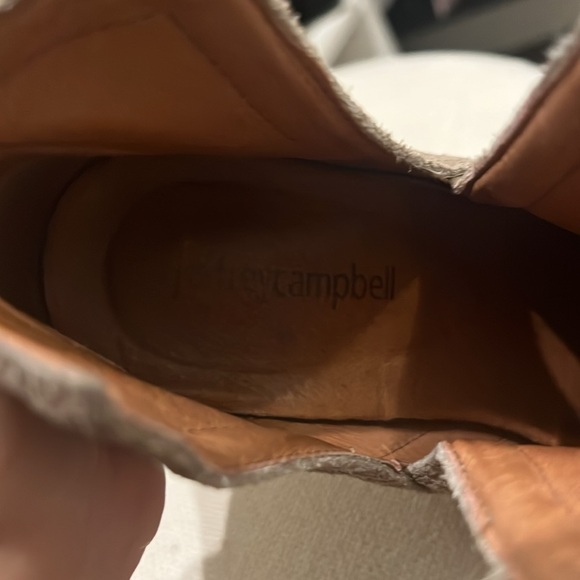 Jeffrey Campbell size 7.5 Grey Animal Skin Suede bootie - Picture 3 of 5